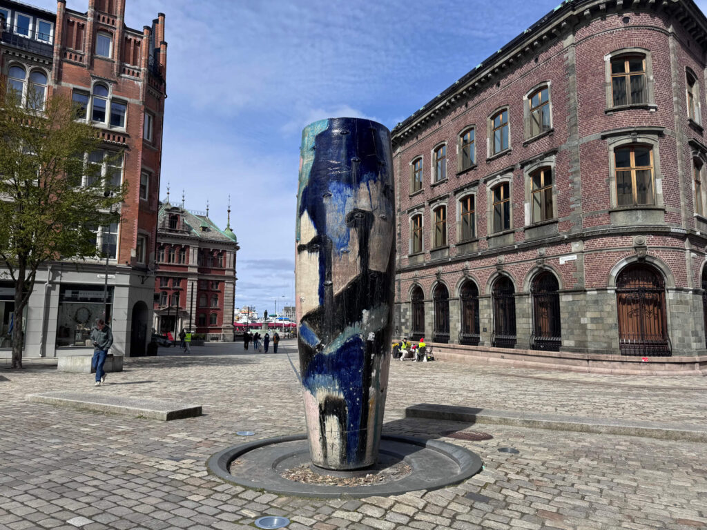 A contemporary art sculpture in Bergen.